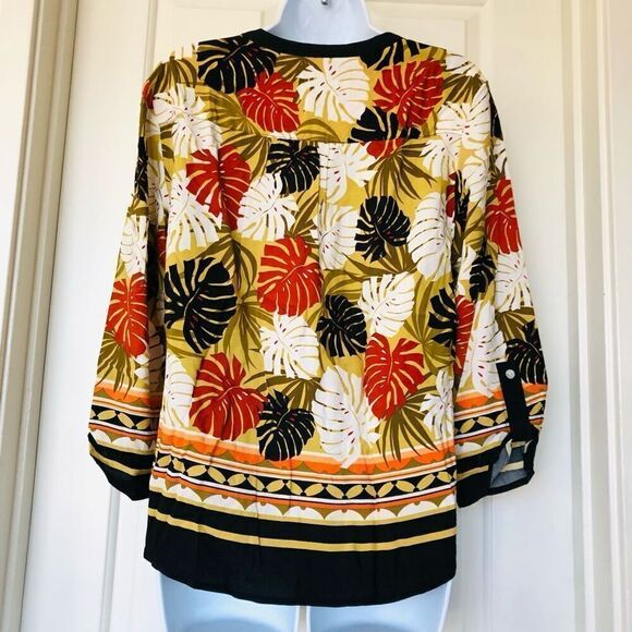 NWOT Ruby Road Palm Leaves Tie Front Blouse - Picture 6 of 16